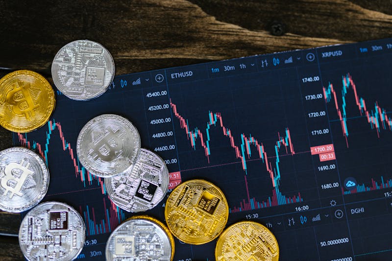 Moneda Bitcoin dorada representando criptomonedas